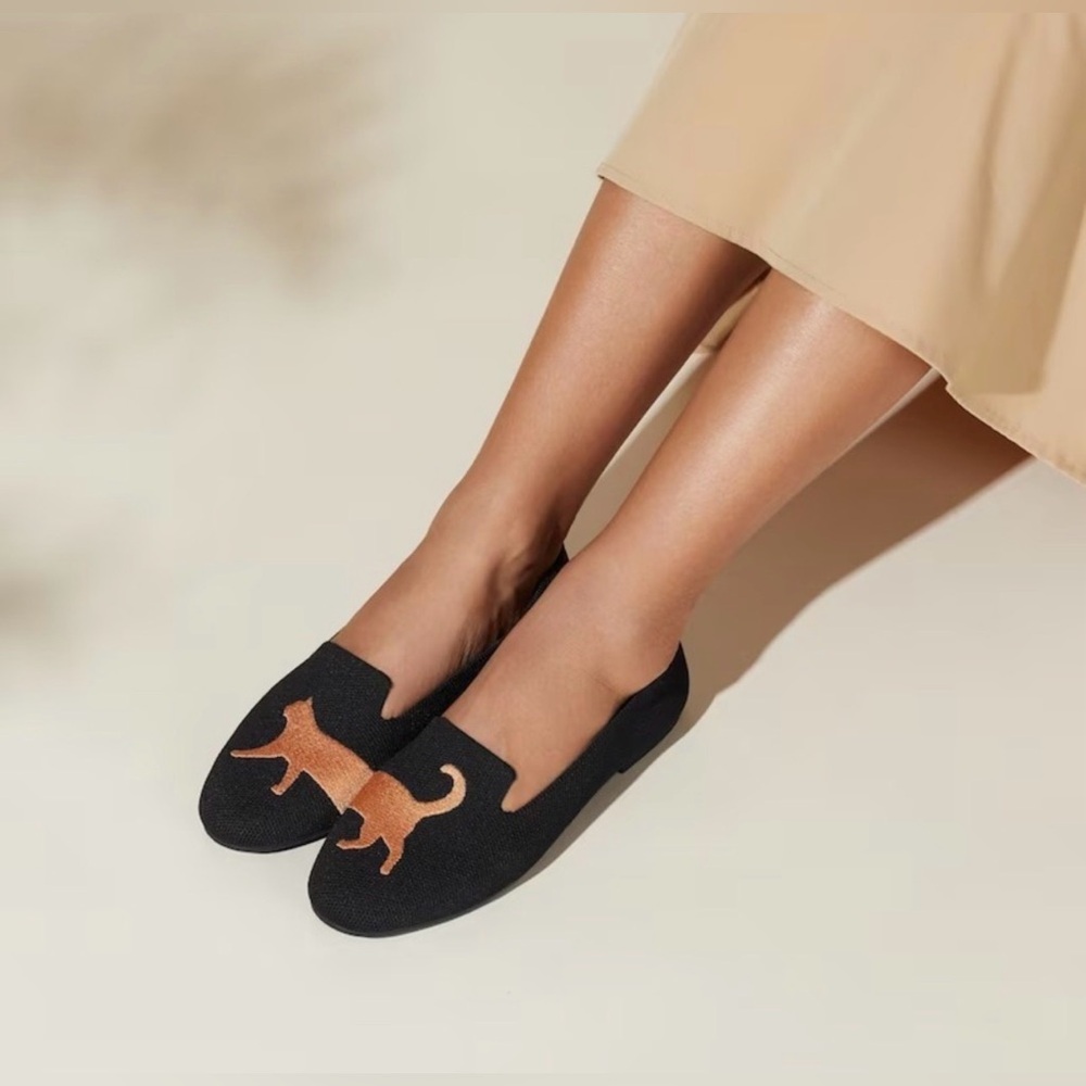 Vivaia Audrey Round-Toe Embroider Loafers Black Flats w Cat Design 41.5 (10 US) - Picture 2 of 11